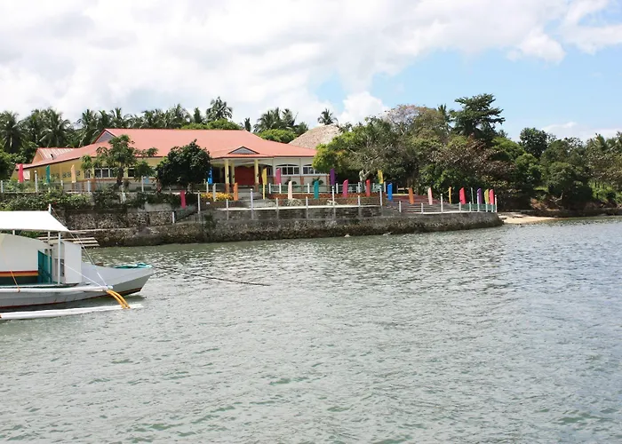 Hagnaya And Restaurant 3*