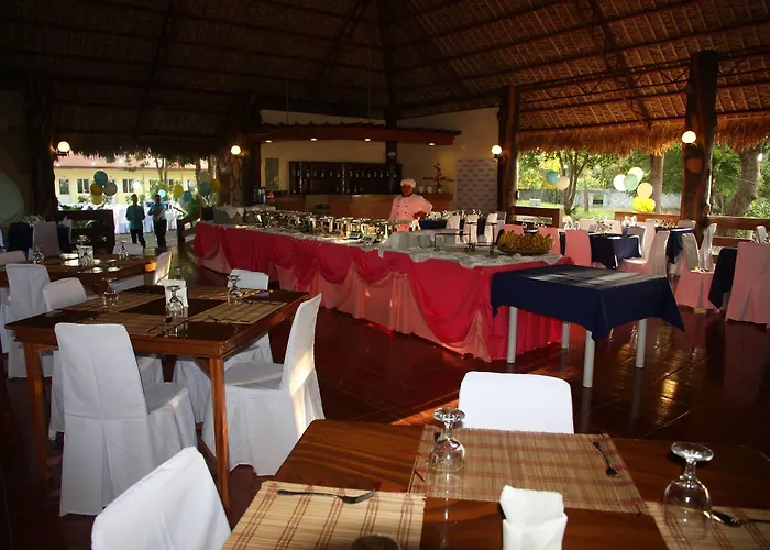 Hotel Hagnaya And Restaurant