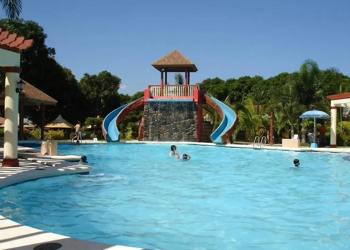 Hotel Hagnaya And Restaurant
